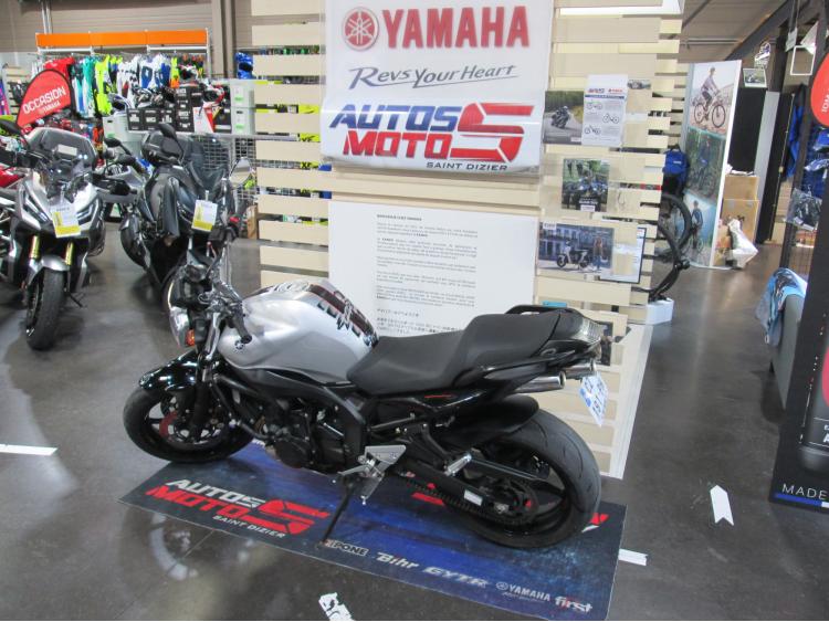 YAMAHA 600 FZ 6 S2