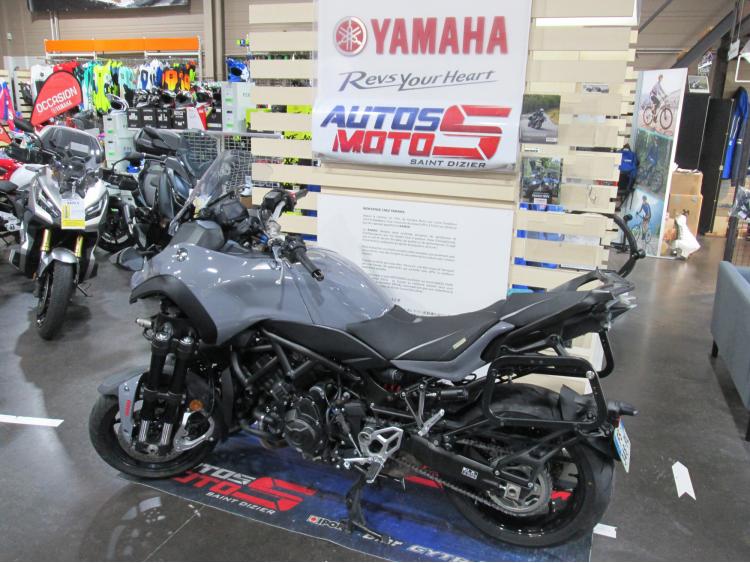 YAMAHA 900 NIKEN GT